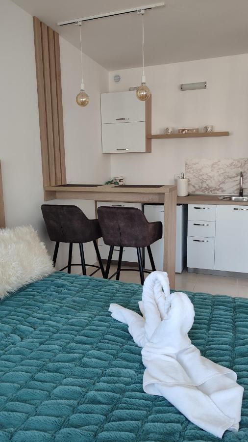 Apartmani Stari Aerodrom Podgorica Kültér fotó