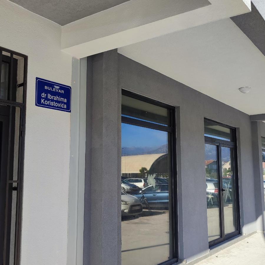 Apartmani Stari Aerodrom Podgorica Kültér fotó