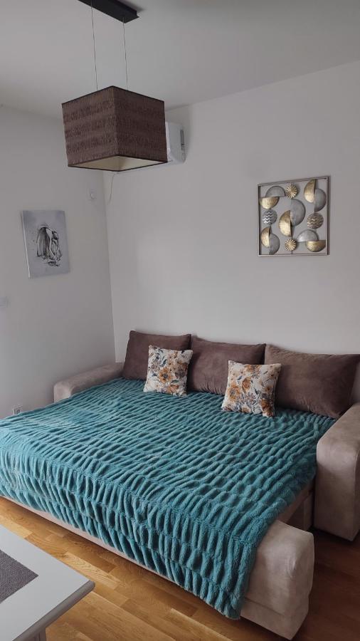 Apartmani Stari Aerodrom Podgorica Kültér fotó