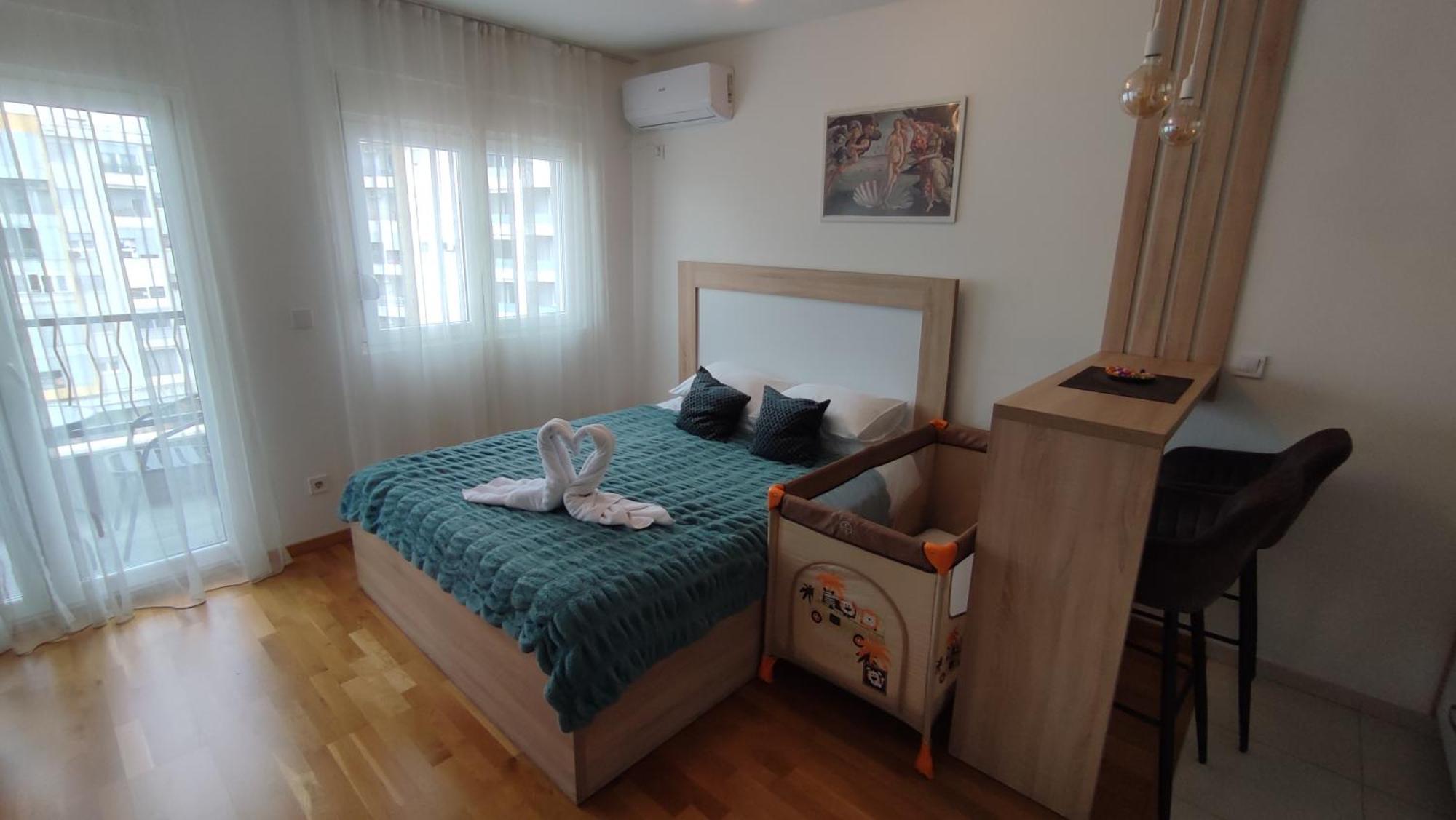 Apartmani Stari Aerodrom Podgorica Kültér fotó
